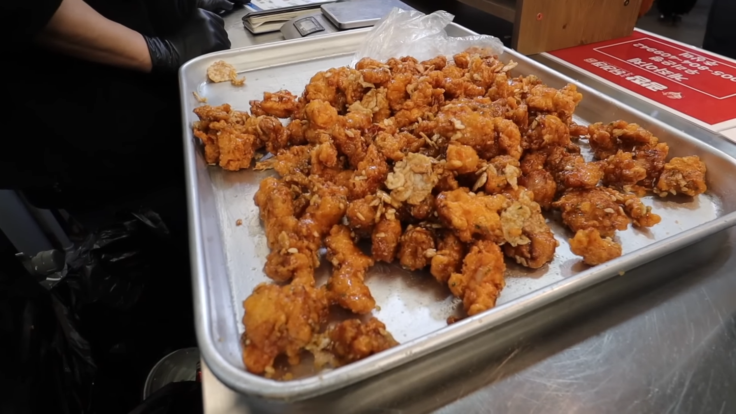 Eating Traditional Korean Street Food in Seoul. What to try at