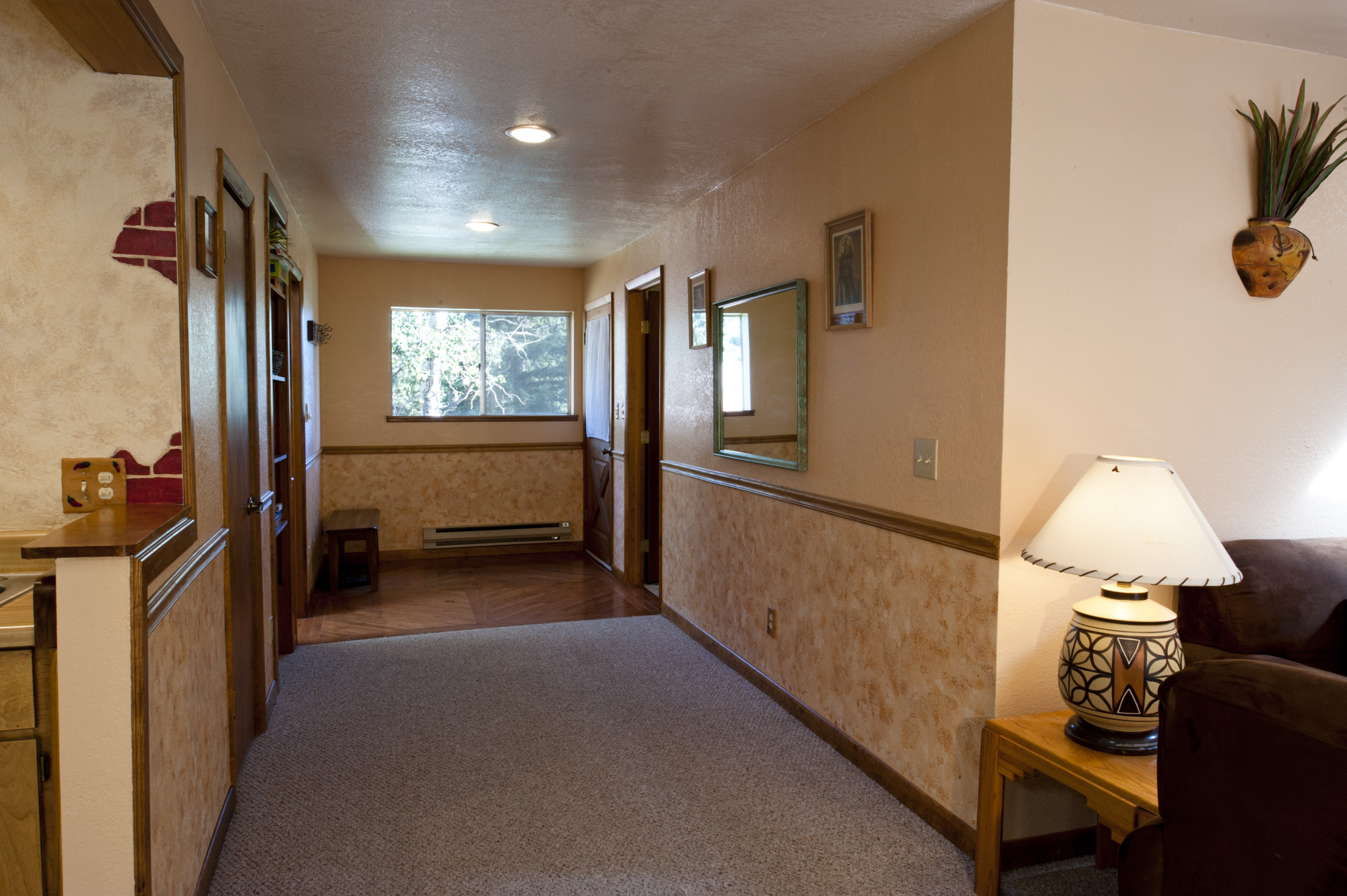 Chair_Mountain_RanchUpstairs-Hallway.jpg