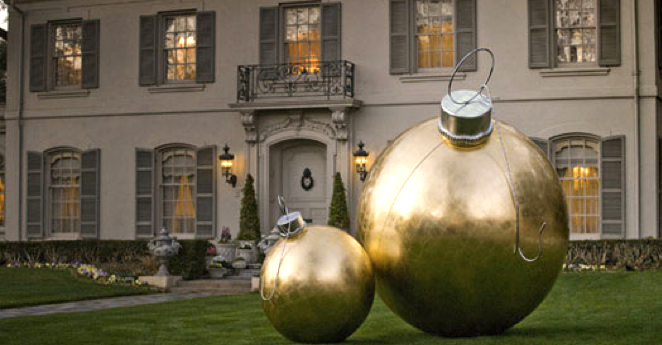 Holiday Lawn Decor