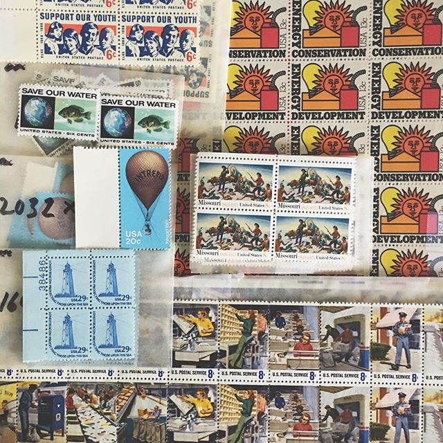 New vintage postage day! 😍 got some real lookers here! 💌📬 #snailmail #sendlovesendletters #sendmoremail #snailmaillove #usps #penpals