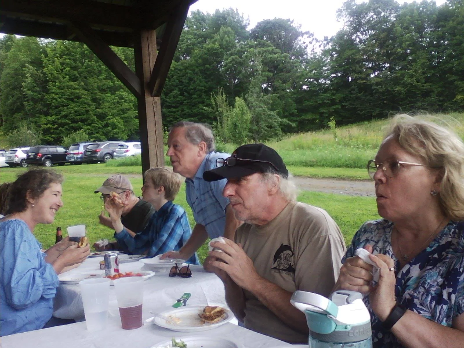 VTM_picnic_nodog.jpg