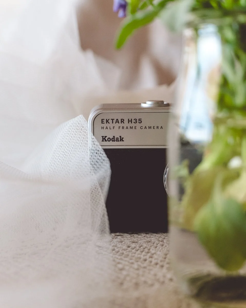 Review-of-half-frame-camera_Kodak-Ektar-H35