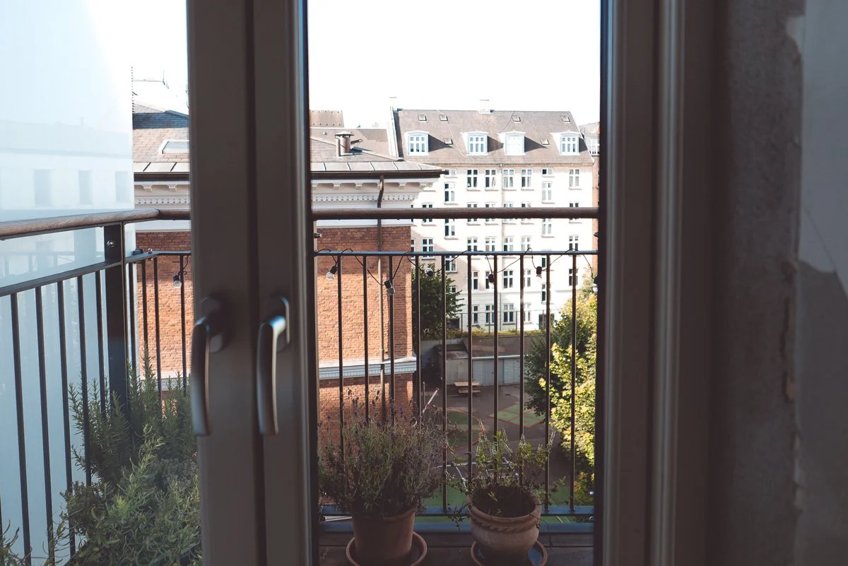Copenhagen-balcony_travel-tips