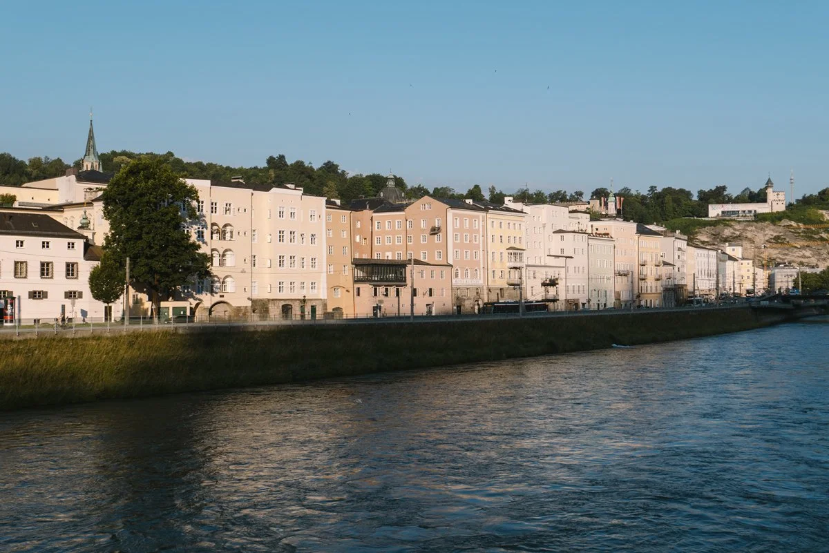 Salzburg-city-travel-in-summer_hot-temperatures