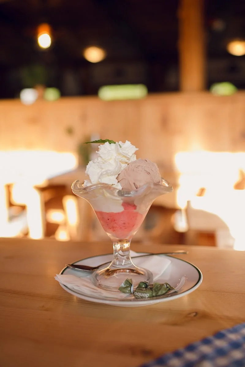 Local-Icecream_Hiasl-Zirbenhütte