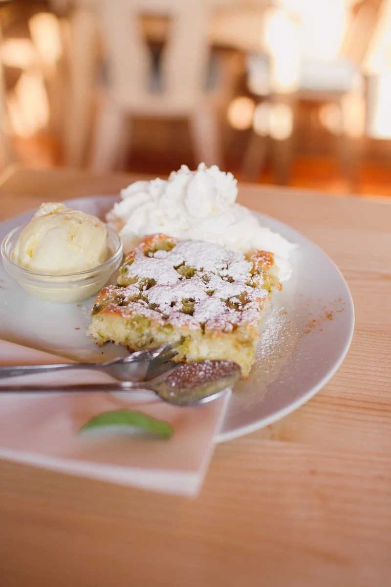 Desserts-in-the-Austrian-Mountains_Hiasl-Zirbenhütte