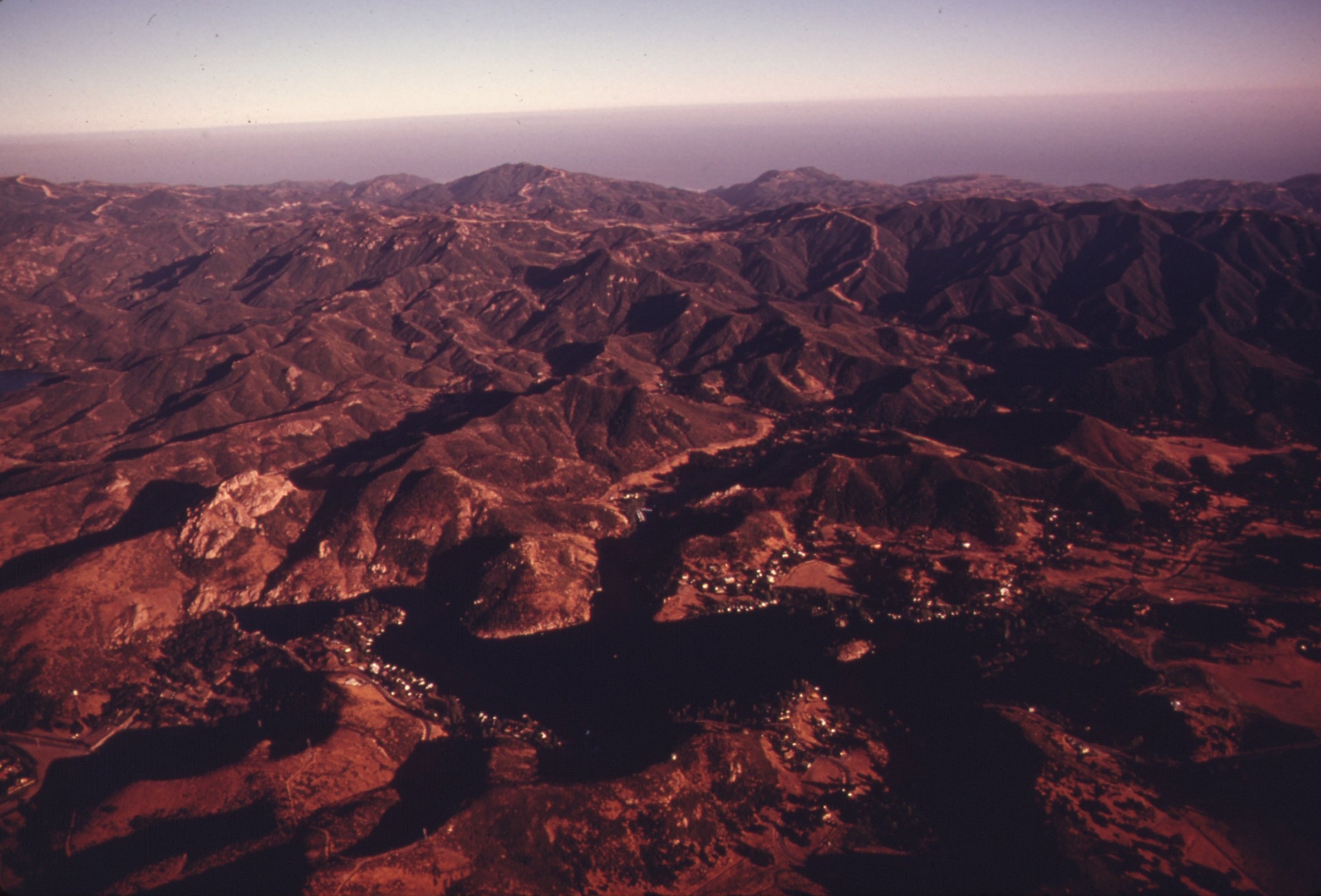 AERIAL_OF_THE_SANTA_MONICA_MOUNTAINS_LOOKING_SOUTH,_NEAR_MALIBU,_CALIFORNIA,_WHICH_IS_LOCATED_ON_THE_NORTHWESTERN..._-_NARA_-_557533.jpg