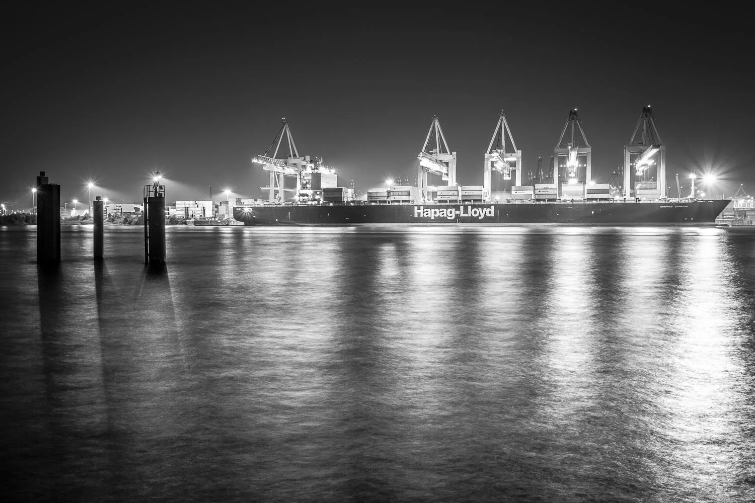 Hamburg-Page-3-von-4.jpg