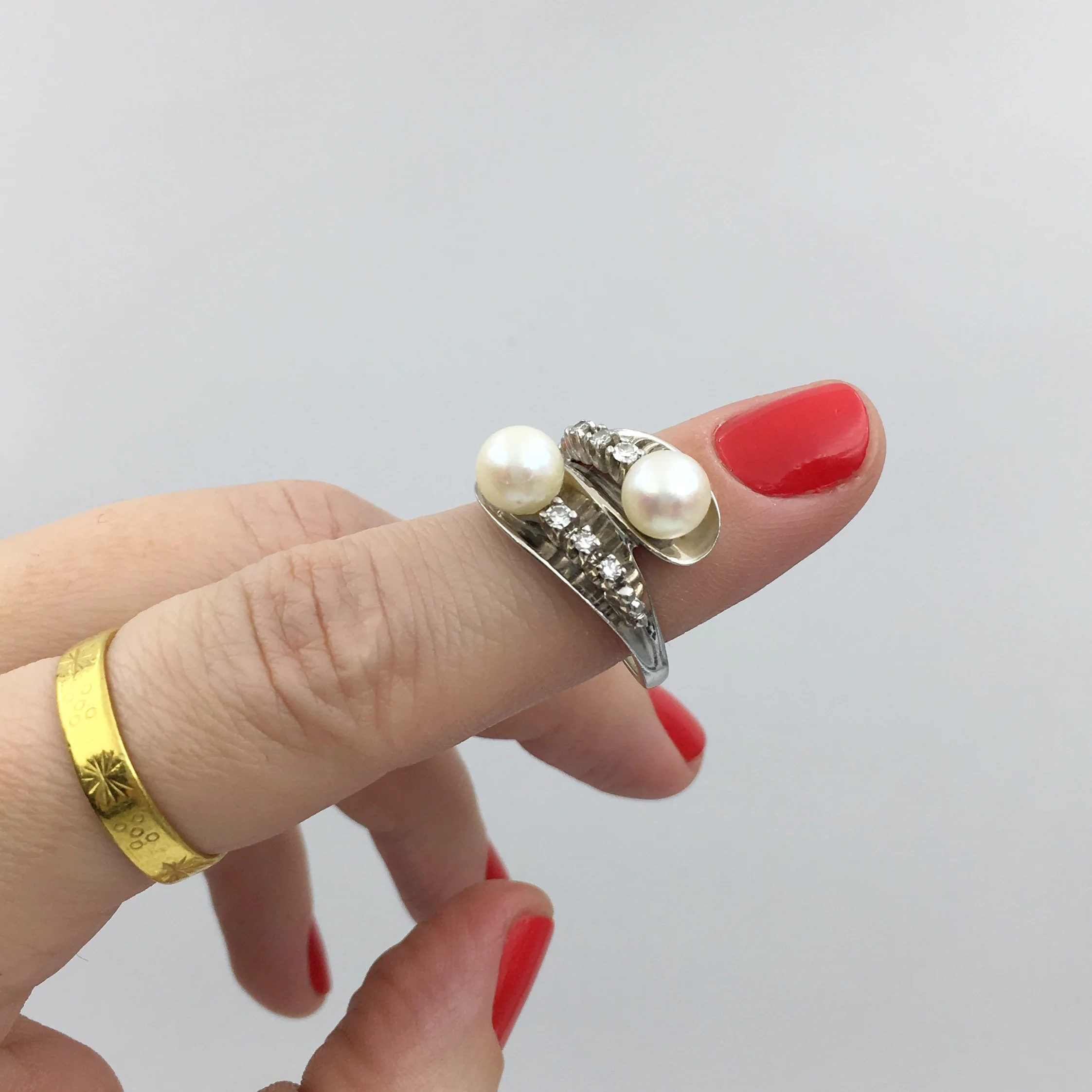 Vintage pearl bypass ring Reverie estate jewelry NYC