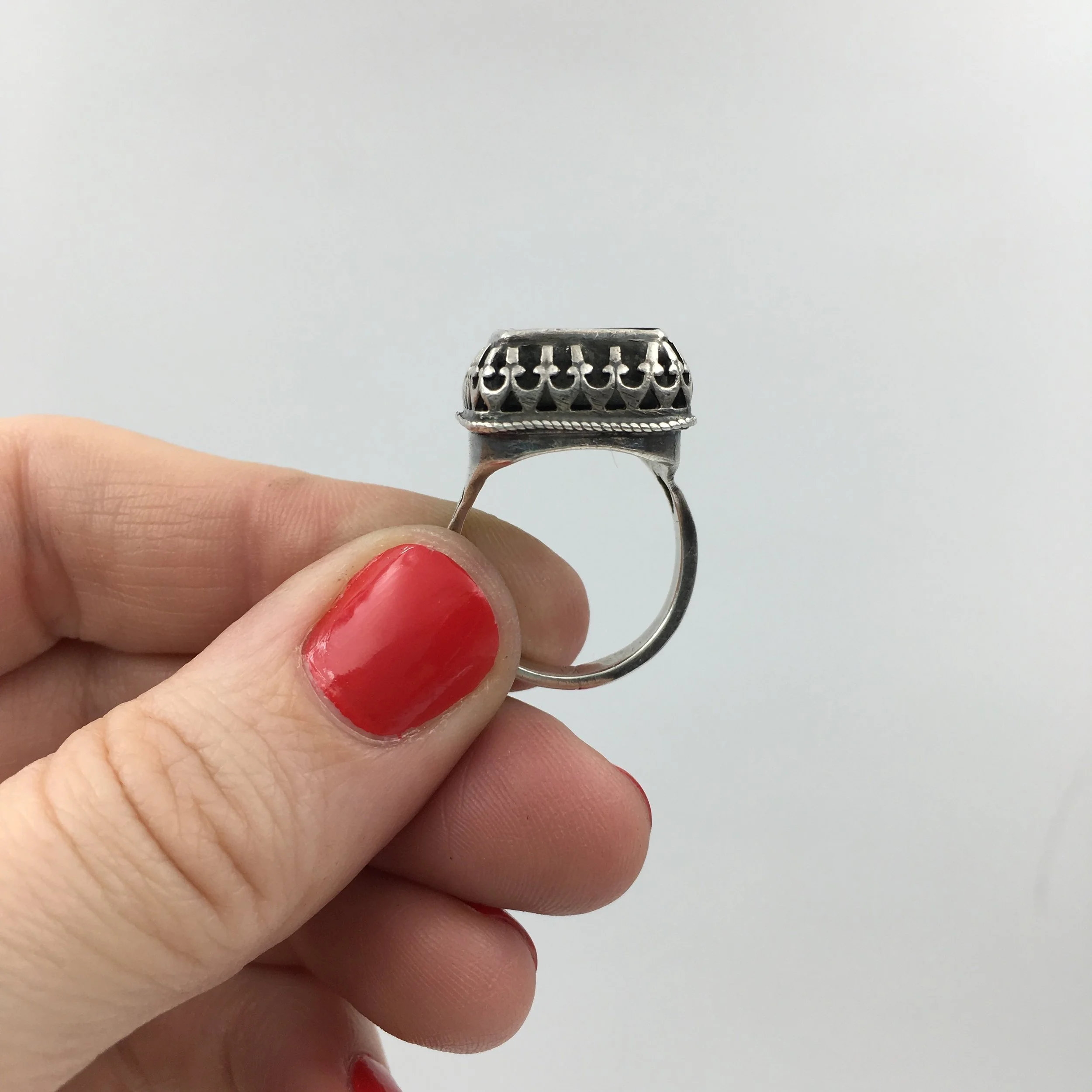 Victorian pansy ring Reverie antique jewelry NYC