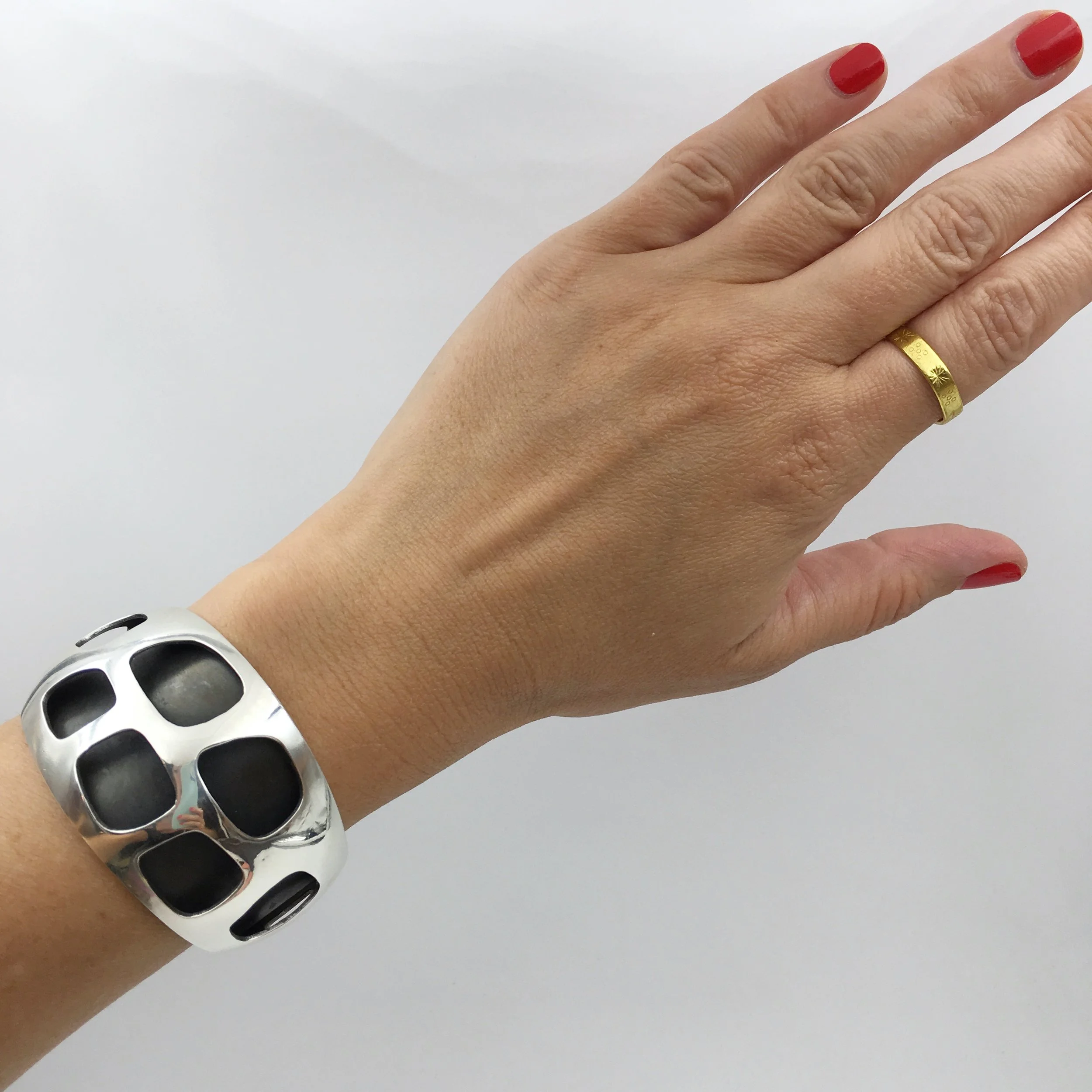 modernist sterling shadow box cuff Reverie vintage jewelry NYC