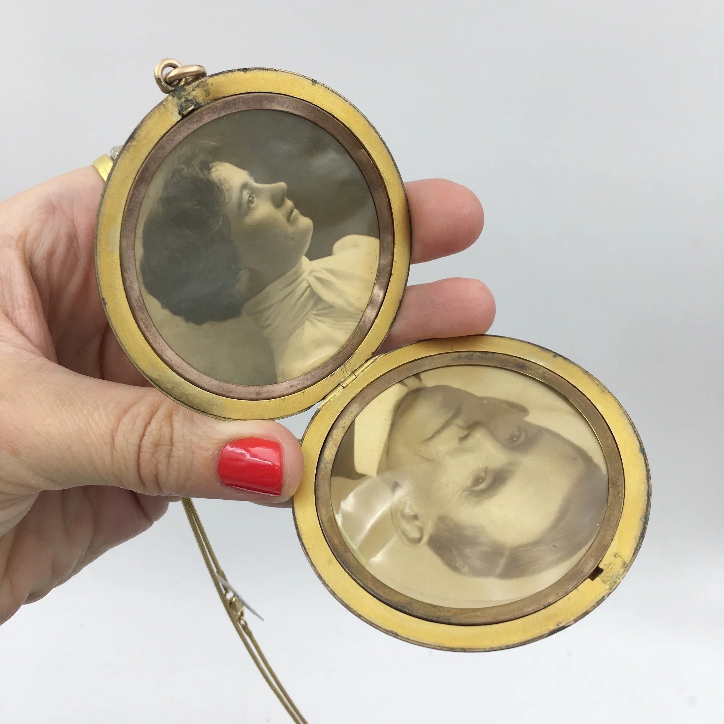 Art Nouveau round locket Reverie antique jewelry NYC