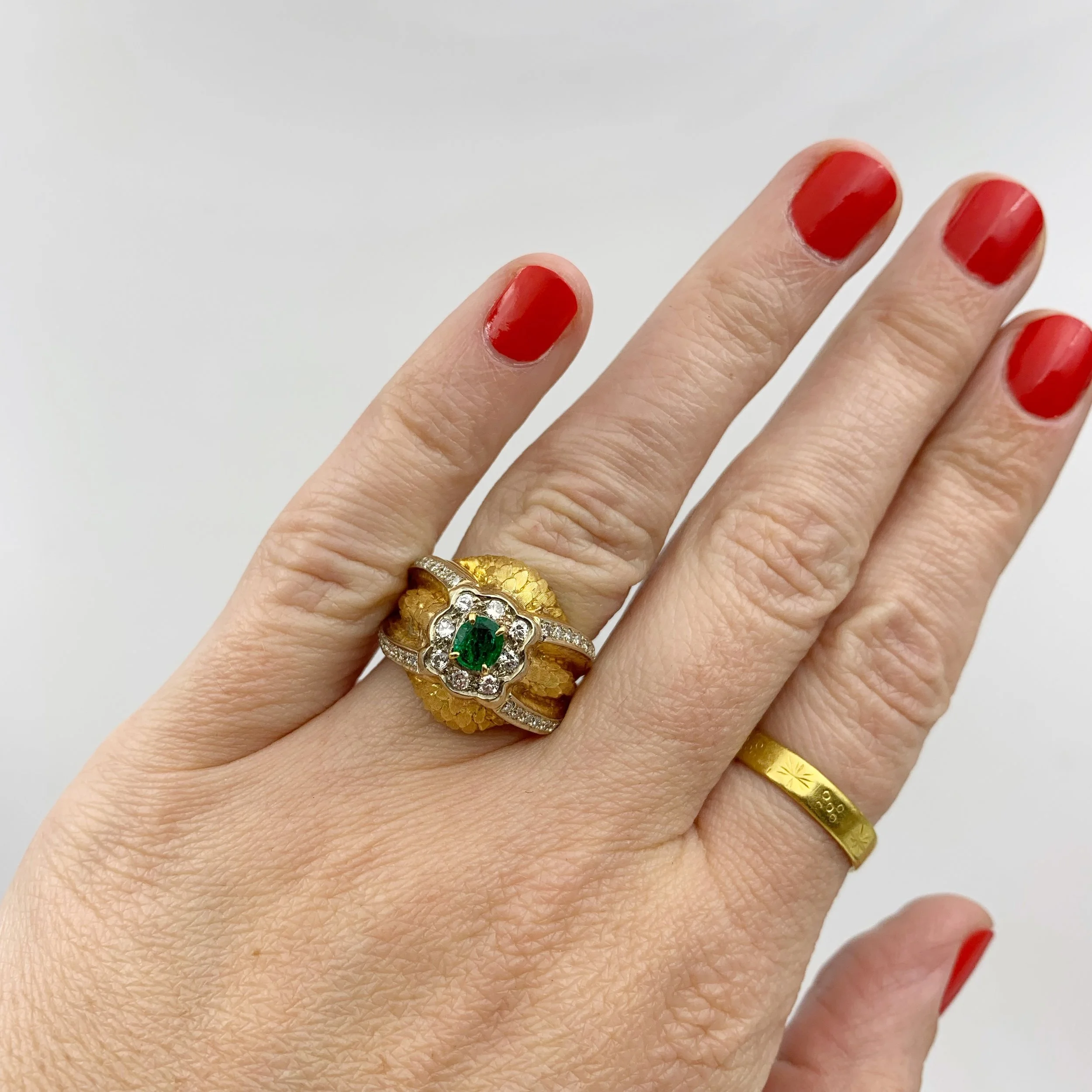 Buccellati style emerald cocktail ring Reverie estate jewelry NYC