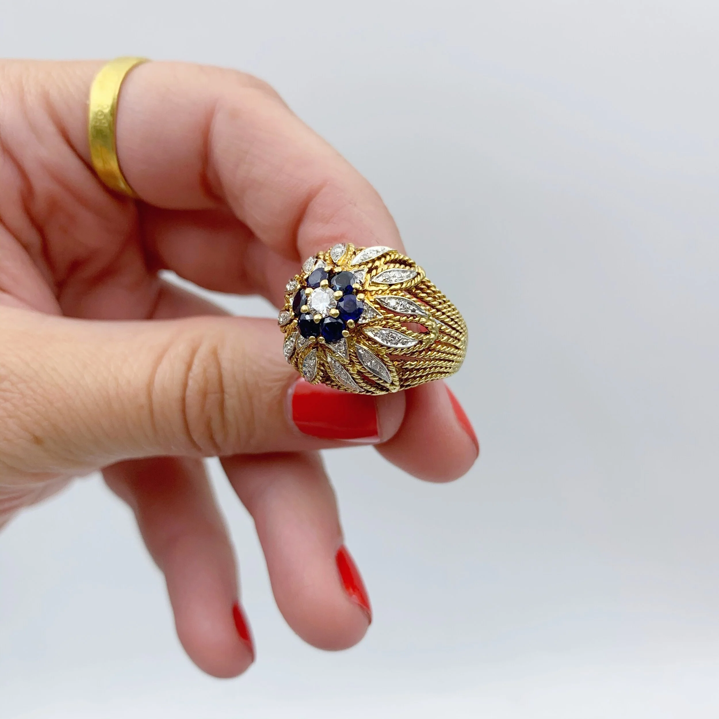 Vintage Italian sapphire 18k cocktail ring mid century jewelry Reverie NYC