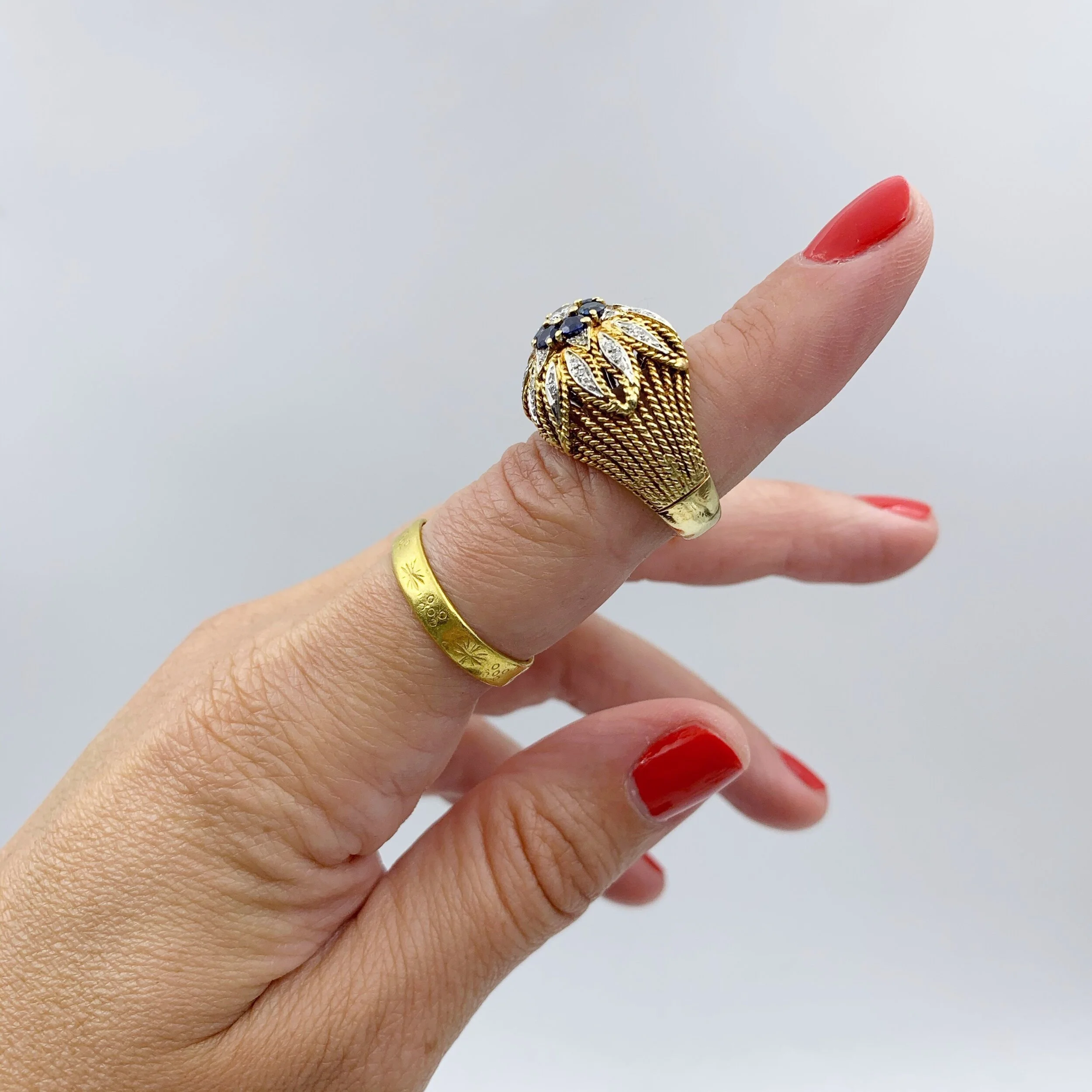 Vintage Italian sapphire 18k cocktail ring mid century jewelry Reverie NYC