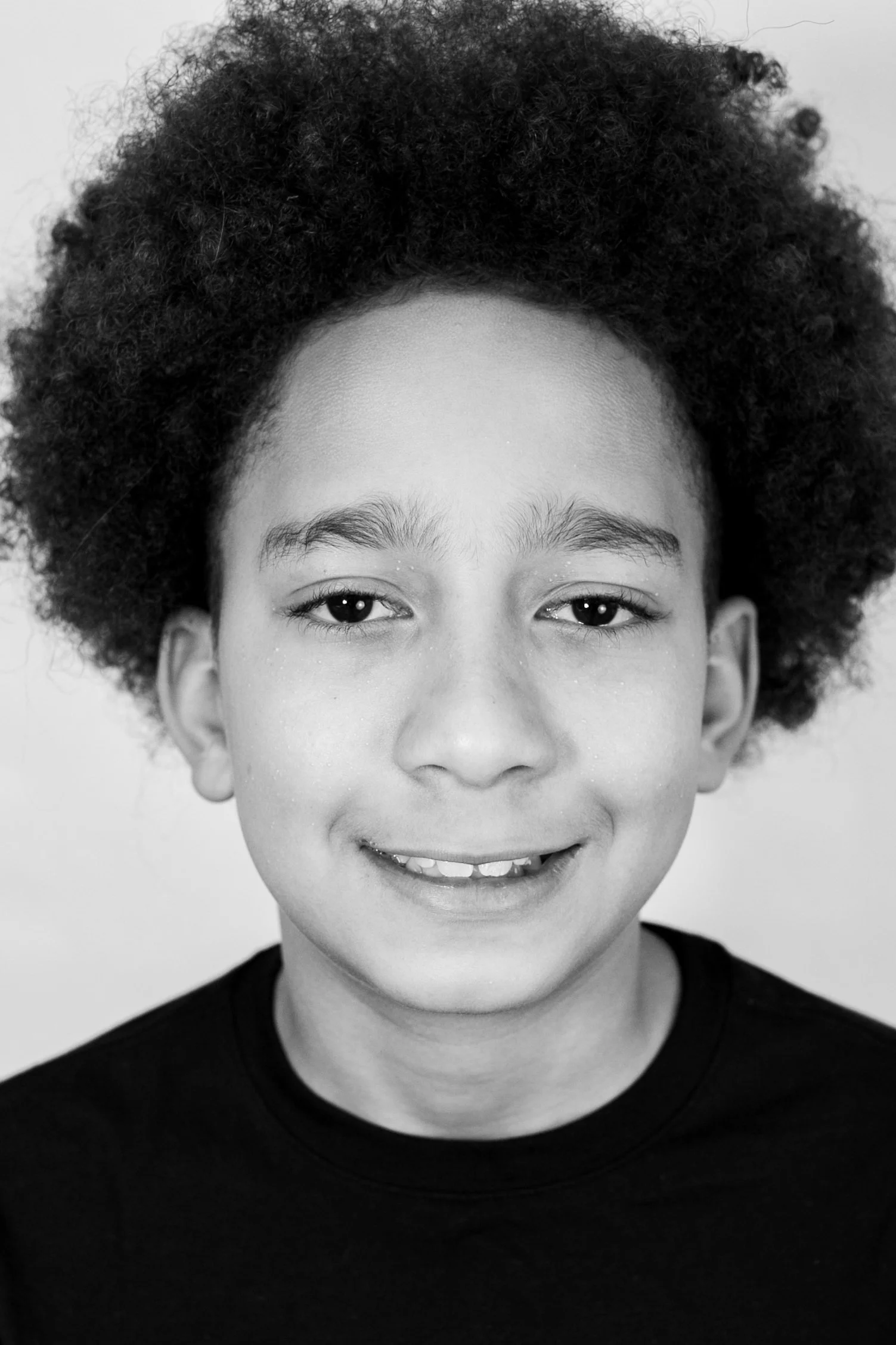 annarobersondesign.com-Shayne-101-headshots-7782.jpg