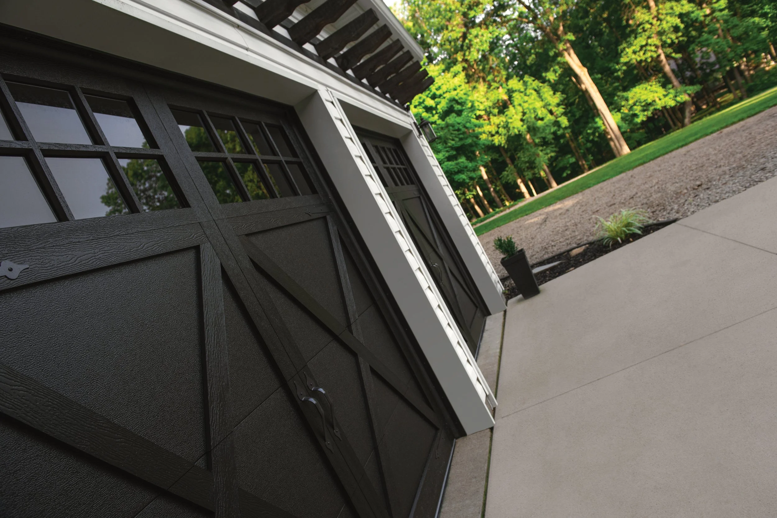 chi23-0706-photo-home-overlay-carriage-house-steel-0024.jpg