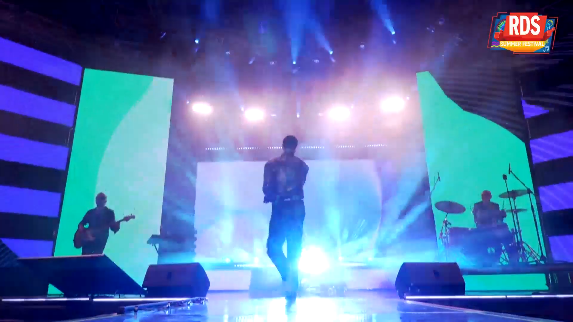 videoframe_993468.png