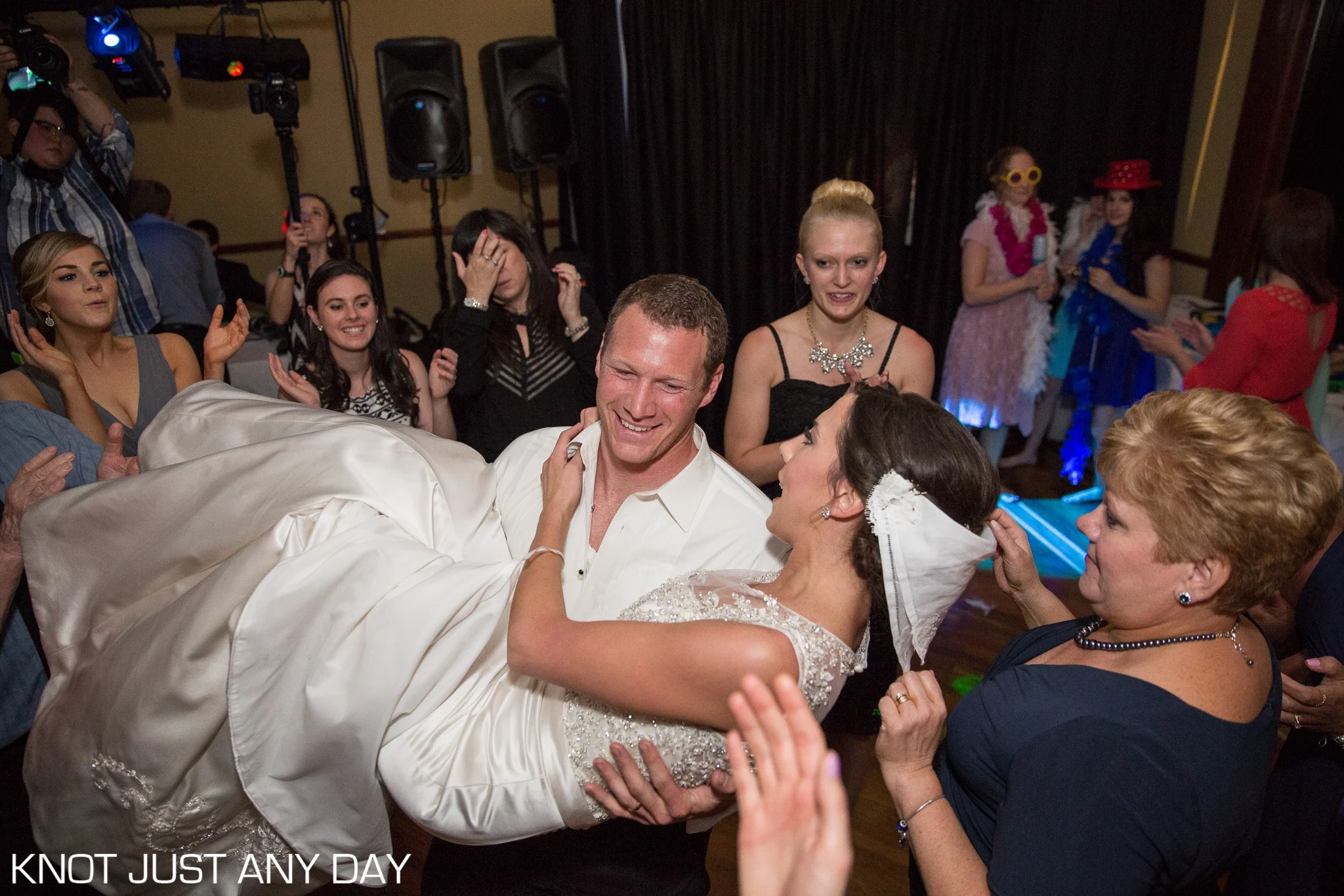 Lindsey Wedding 3.jpg