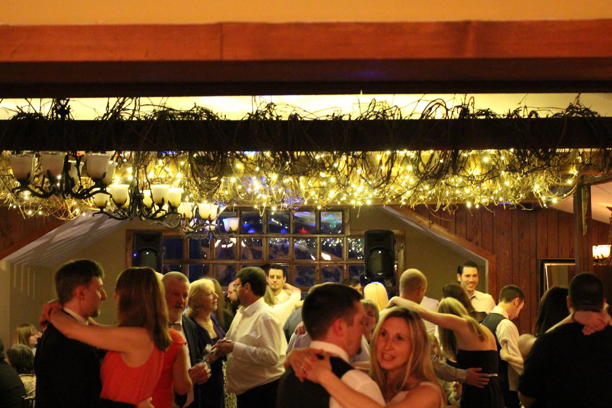 Stroudsmore Inn Wedding.jpg