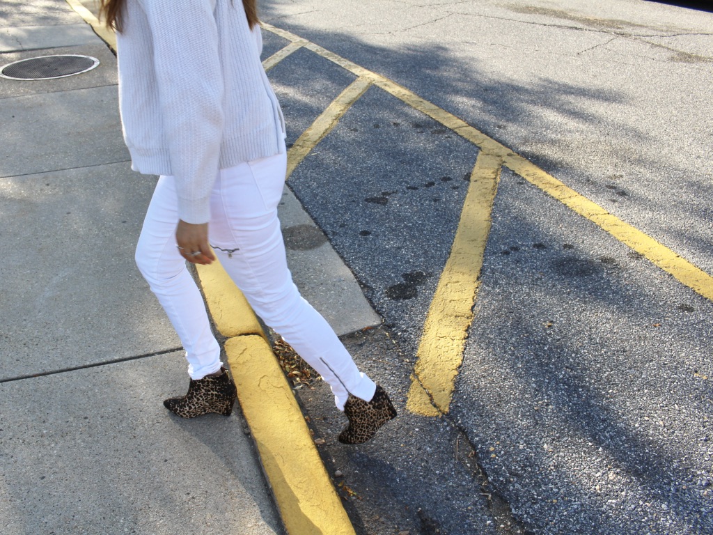WINTER WHITE / FALL STYLE / DC / WHITE ON WHITE / LEOPARD BOOTIES / NICOLEMCARUSO.COM