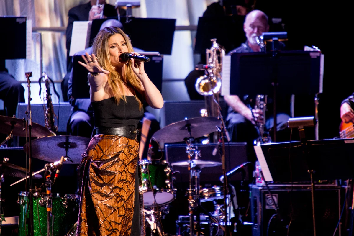 Idina Menzel