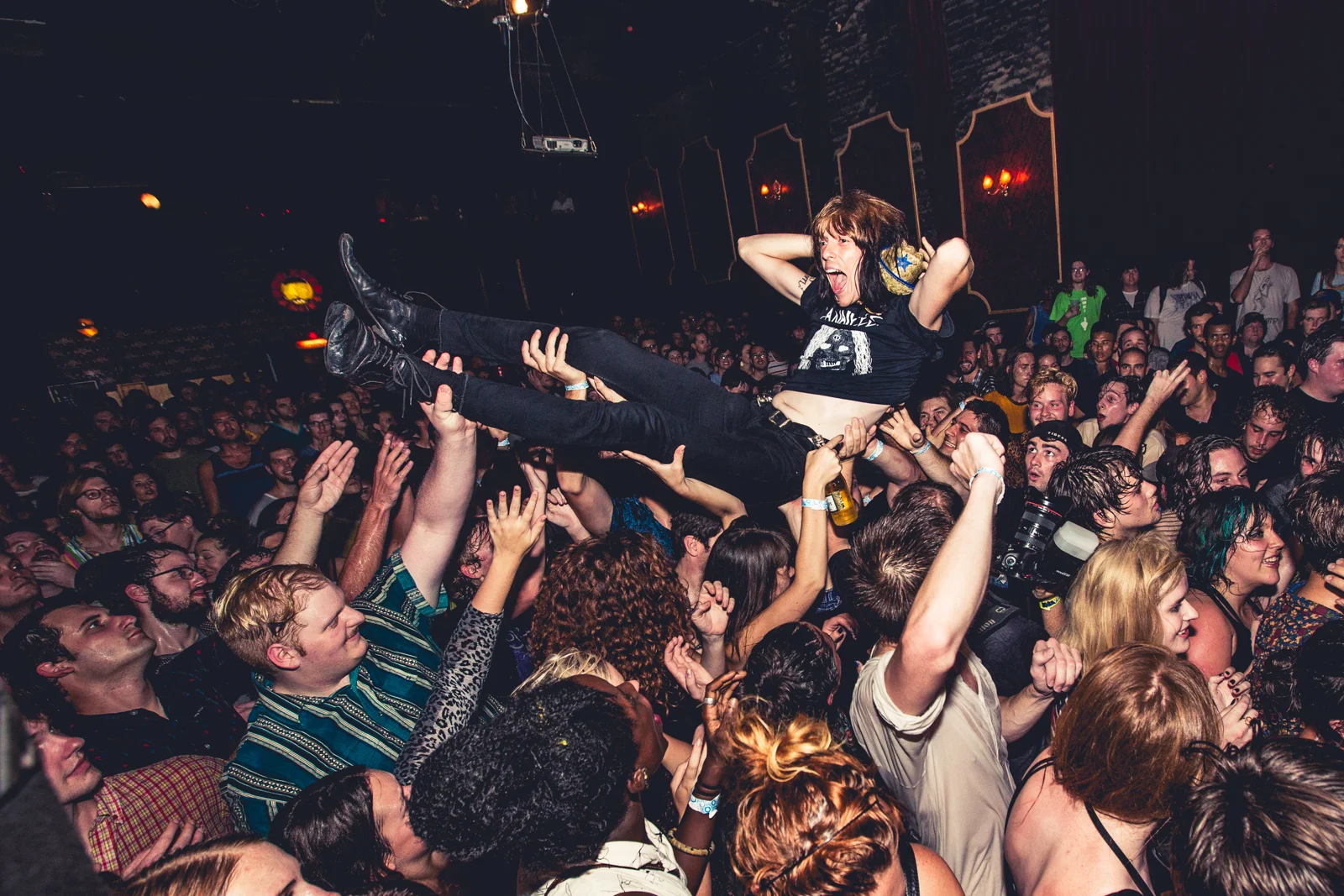 TY SEGALL CROWD