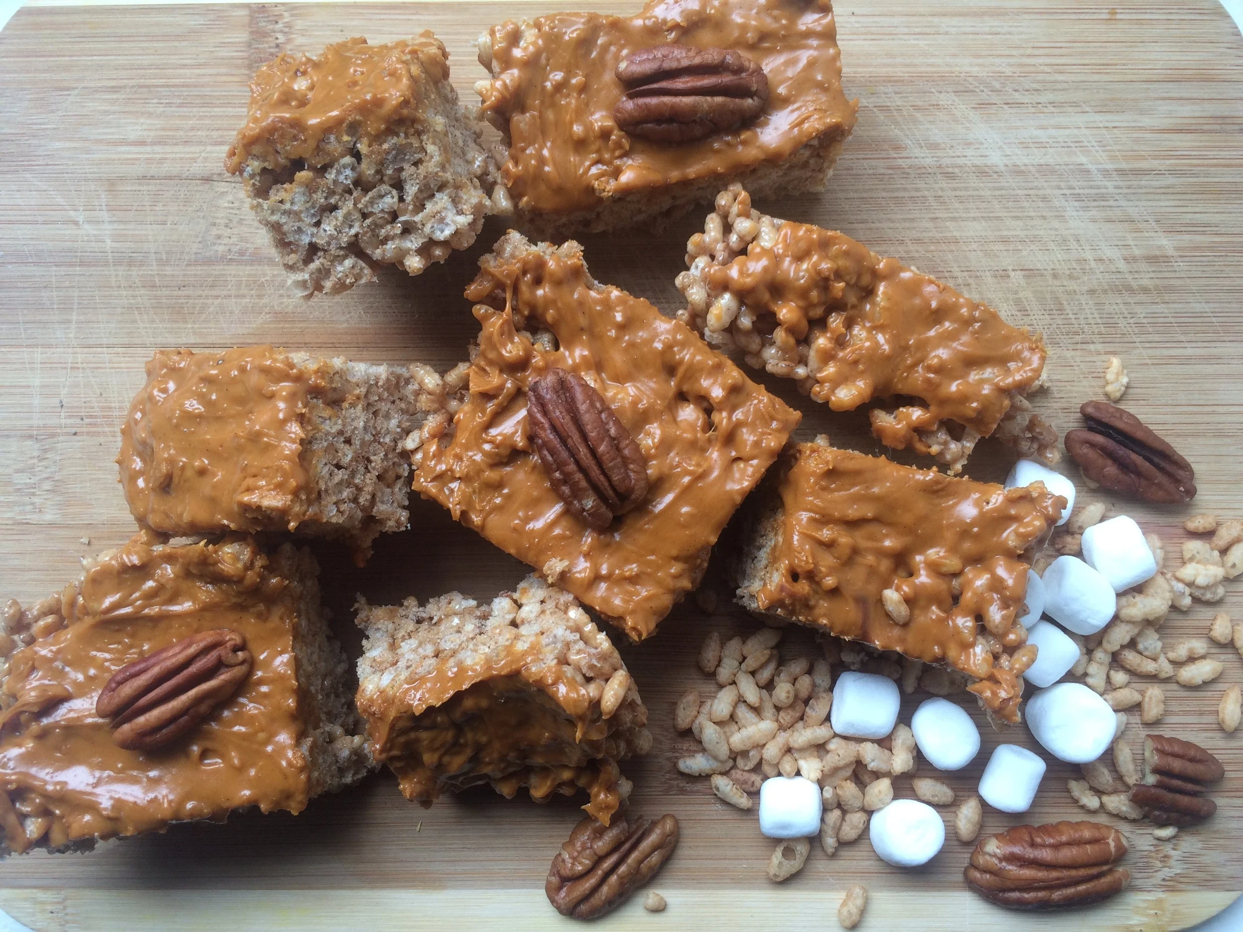 Pumpkin Spice Rice Krispies Treats 