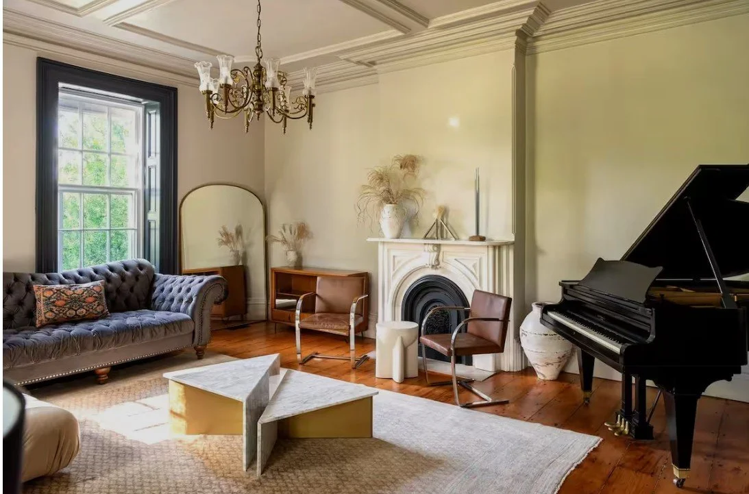 airbnb.jpeg