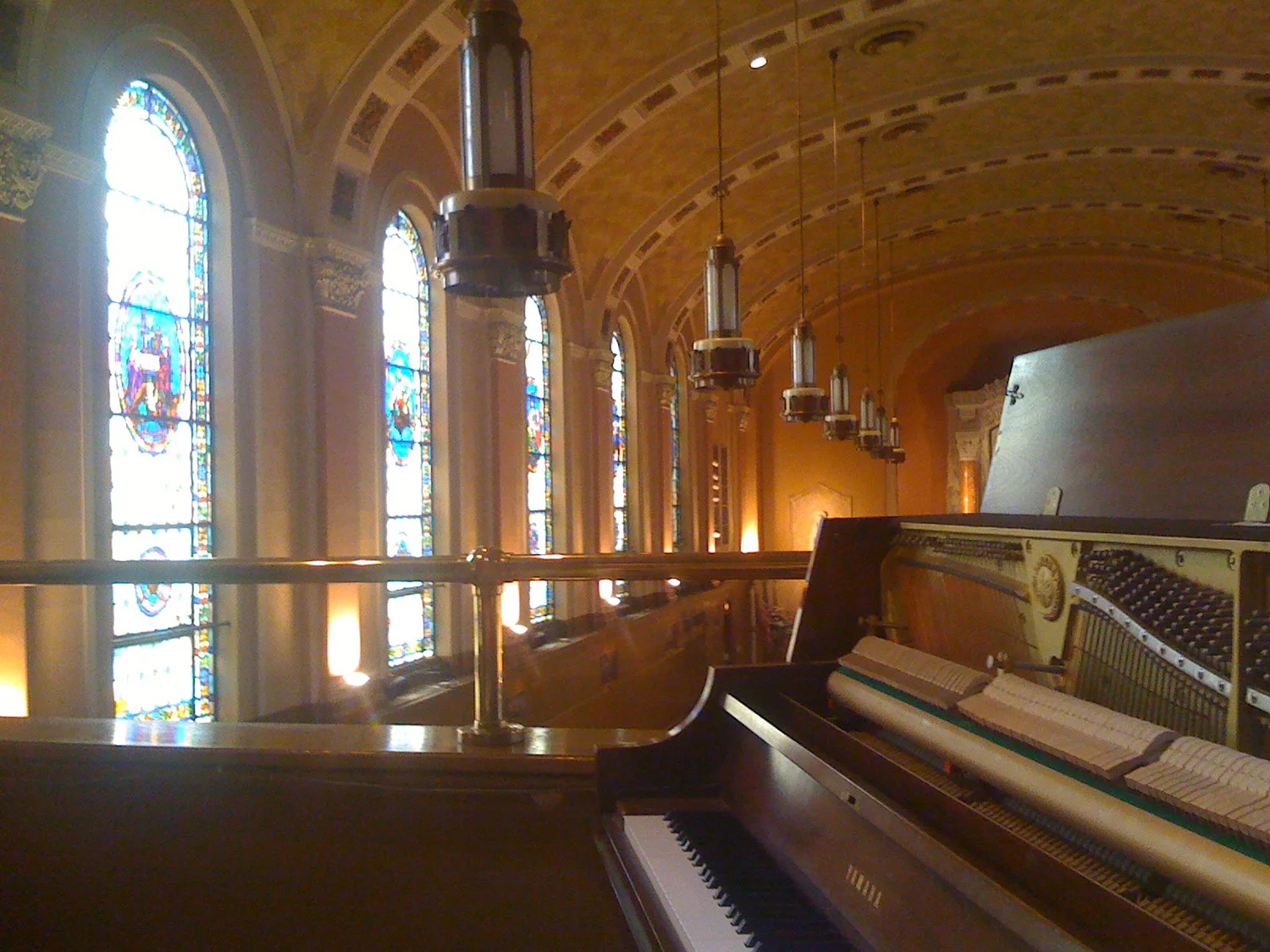 stained.glass3.jpg