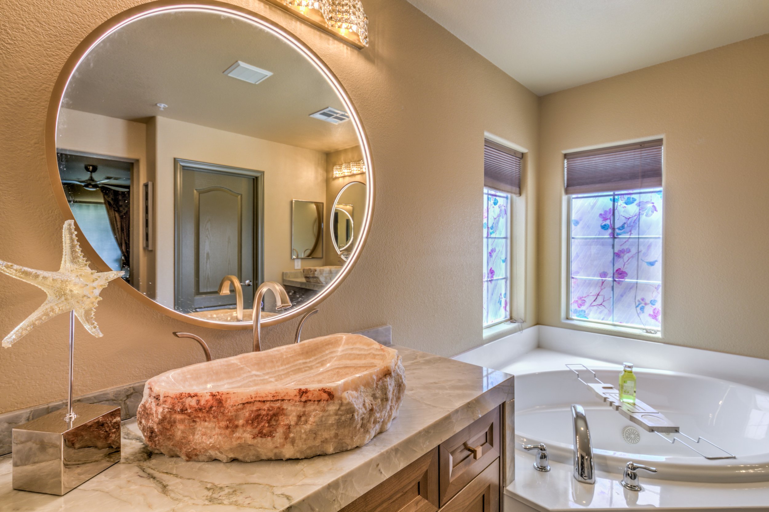 9044 Proud-30.jpg-FULL.JPG