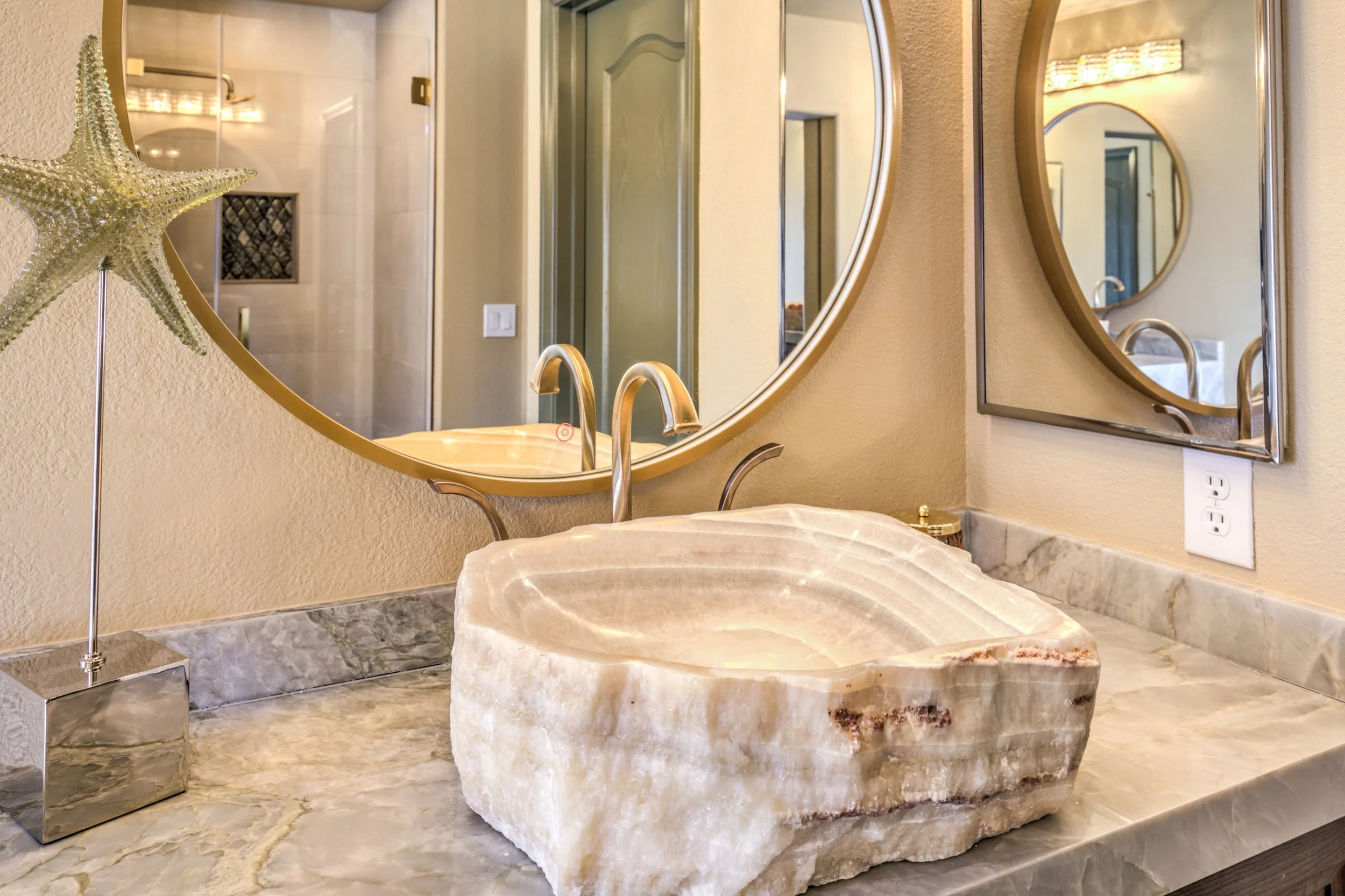 9044 Proud-34.jpg-FULL.JPG