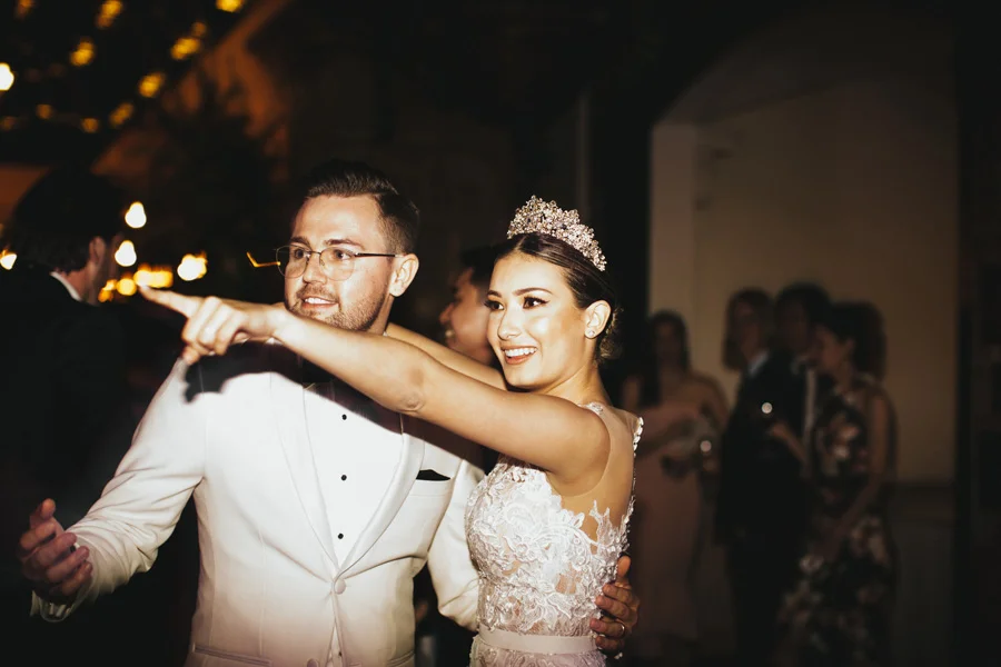 raquel-joshua-wedding-975.jpg