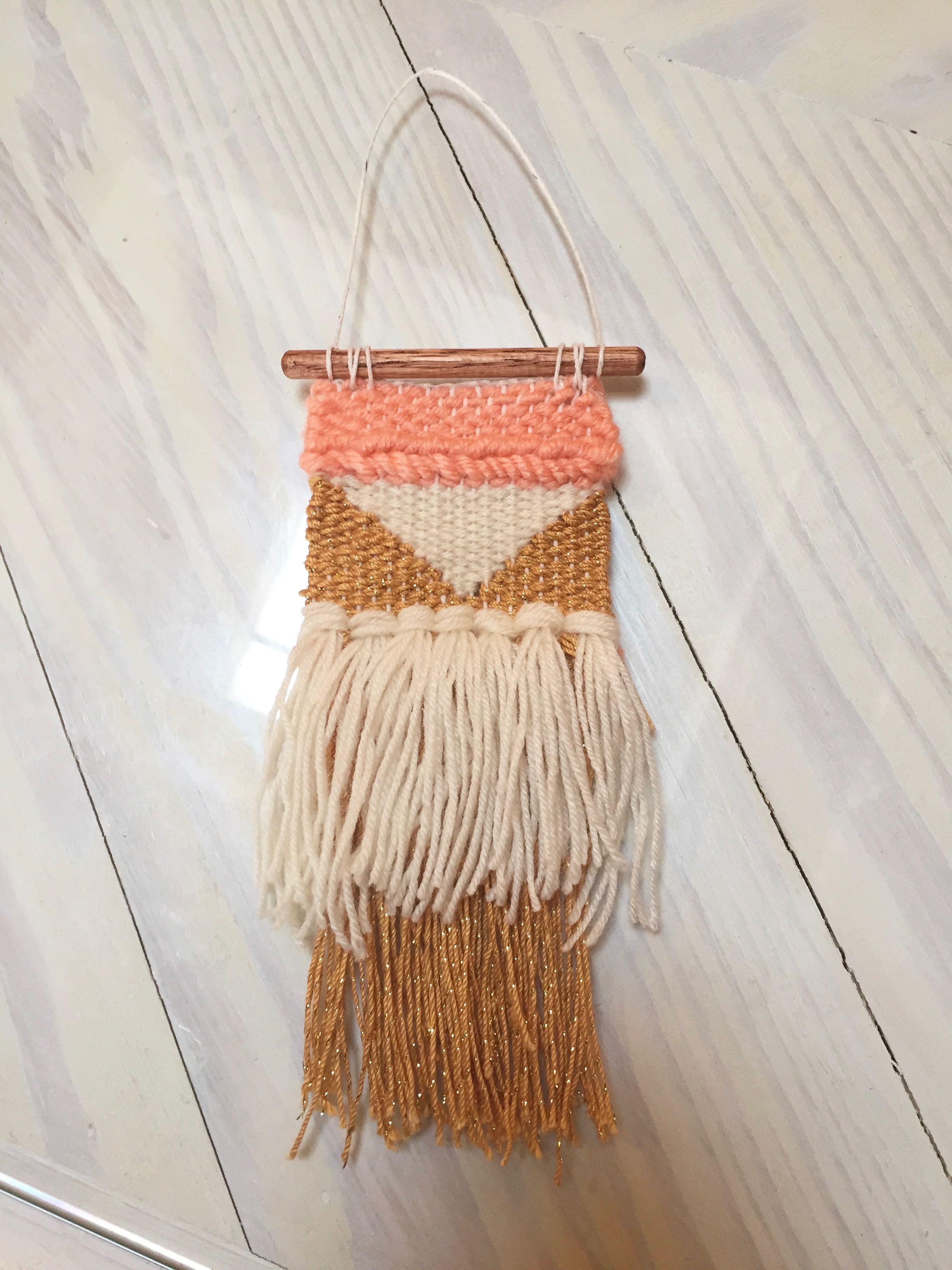Ta da! My finished mini weaving! 