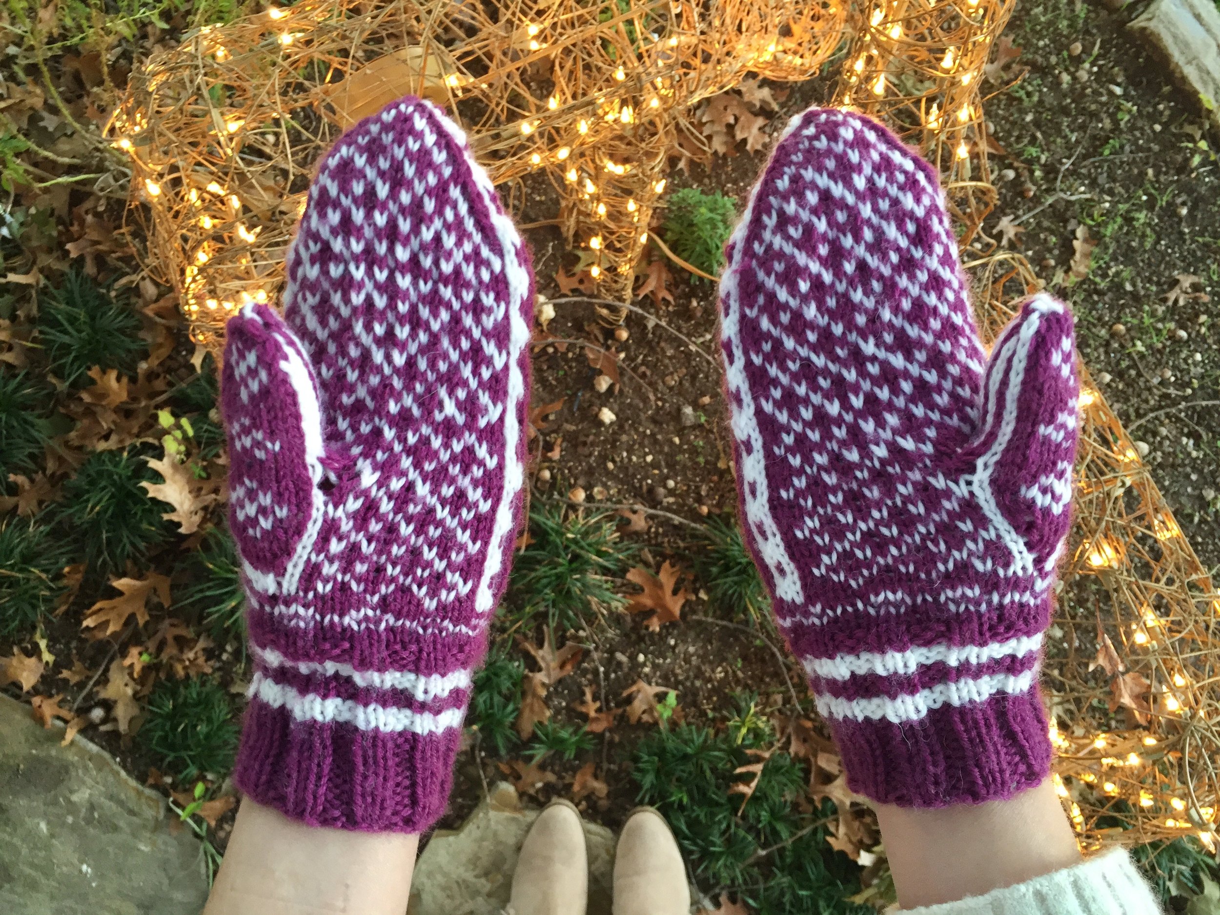 Mitten backs!