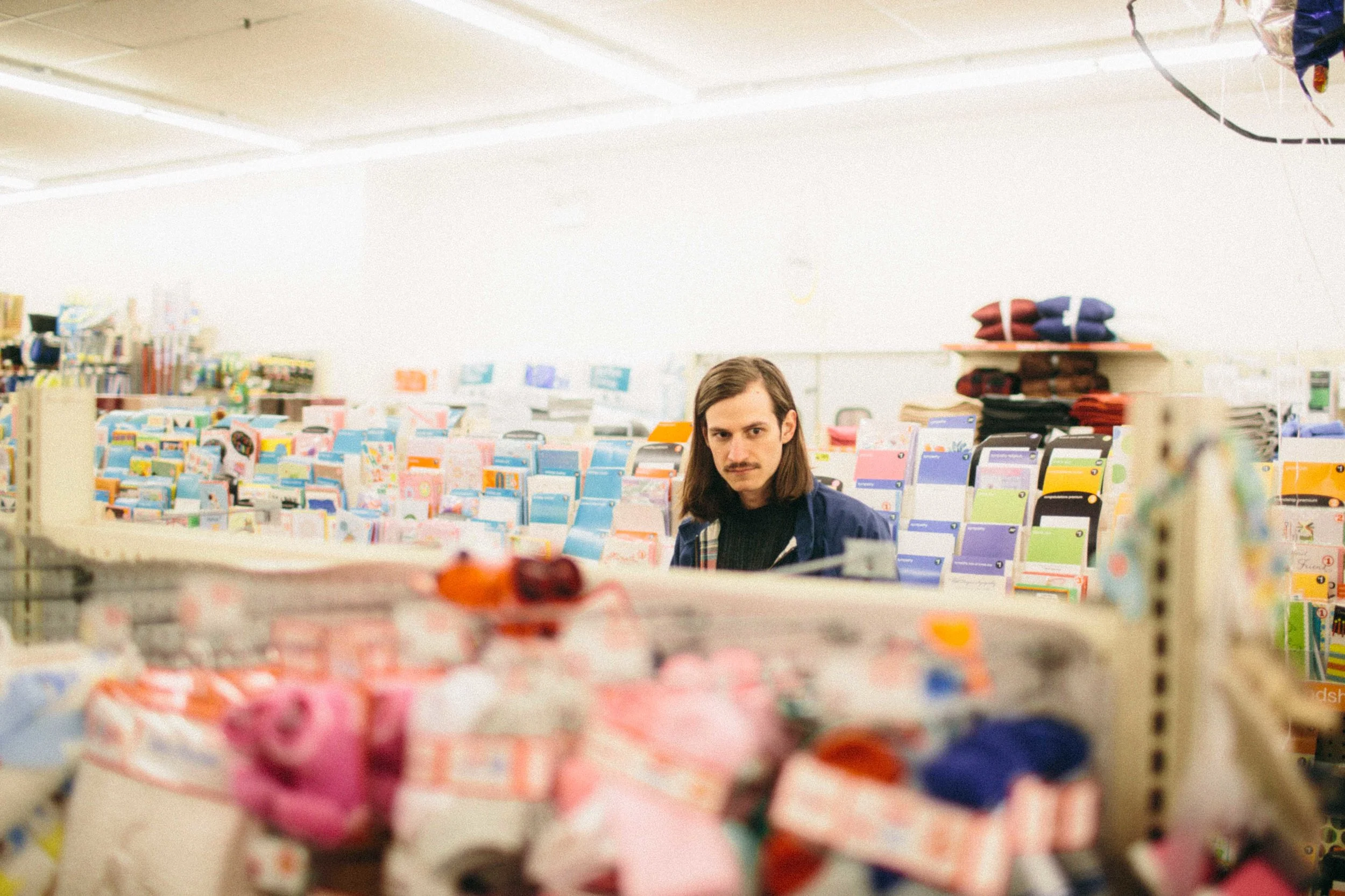 Dan Kanvis_Discount Circus 1.jpg