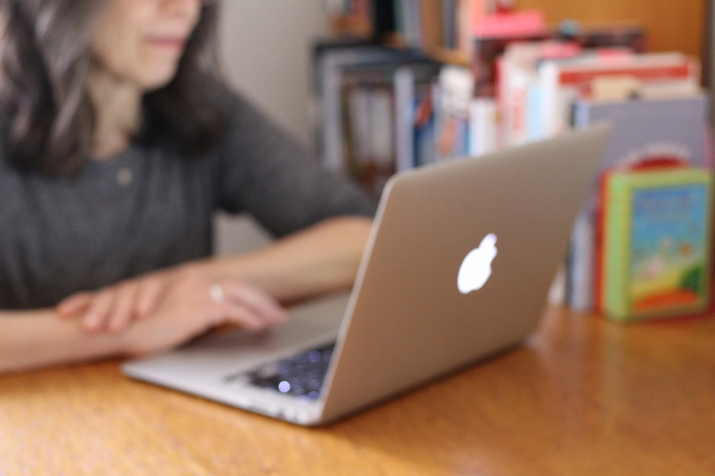 7 MORE tips for presenting online with Energy + Presence