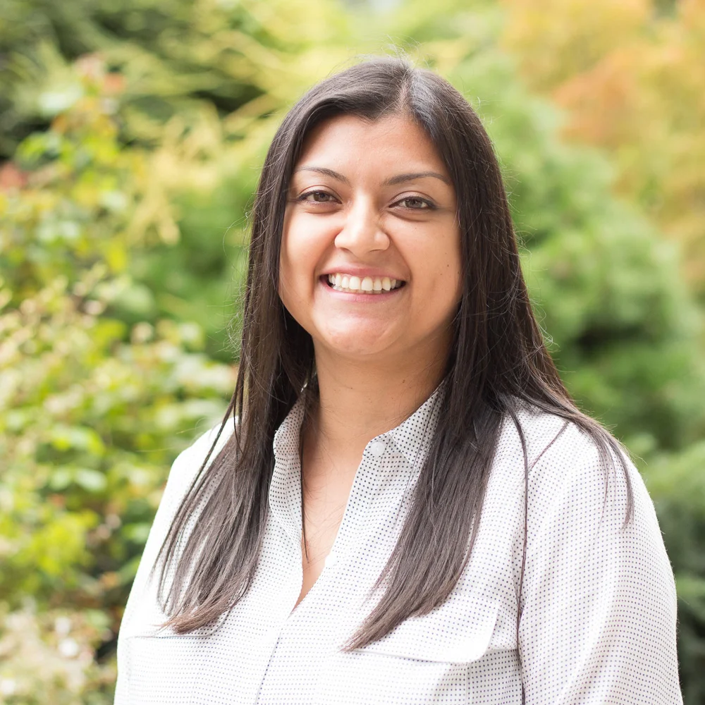 Angela Flores-Marcus_square.jpg