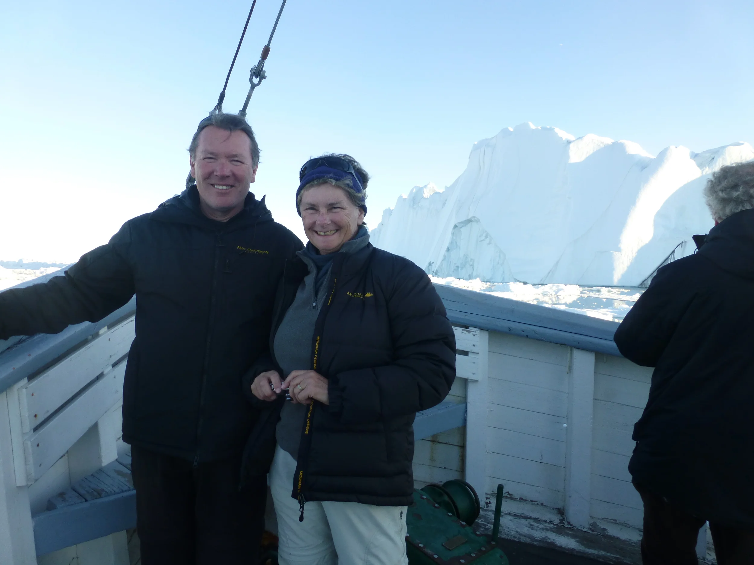 KEN AND CALLY MIDNIGHT BOAT TRIP AROUND DISKO BAY