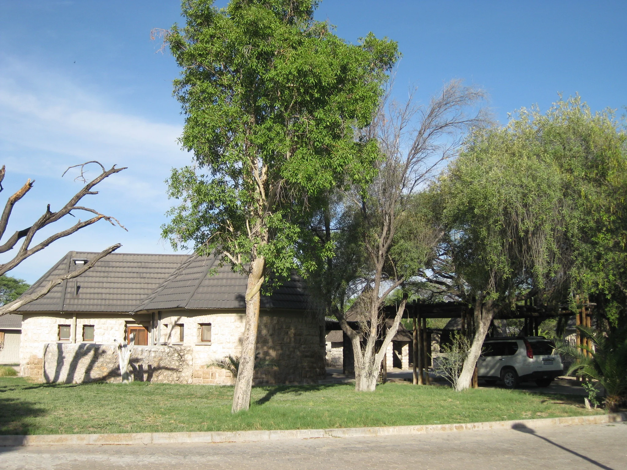 bungalow okaukeuejo