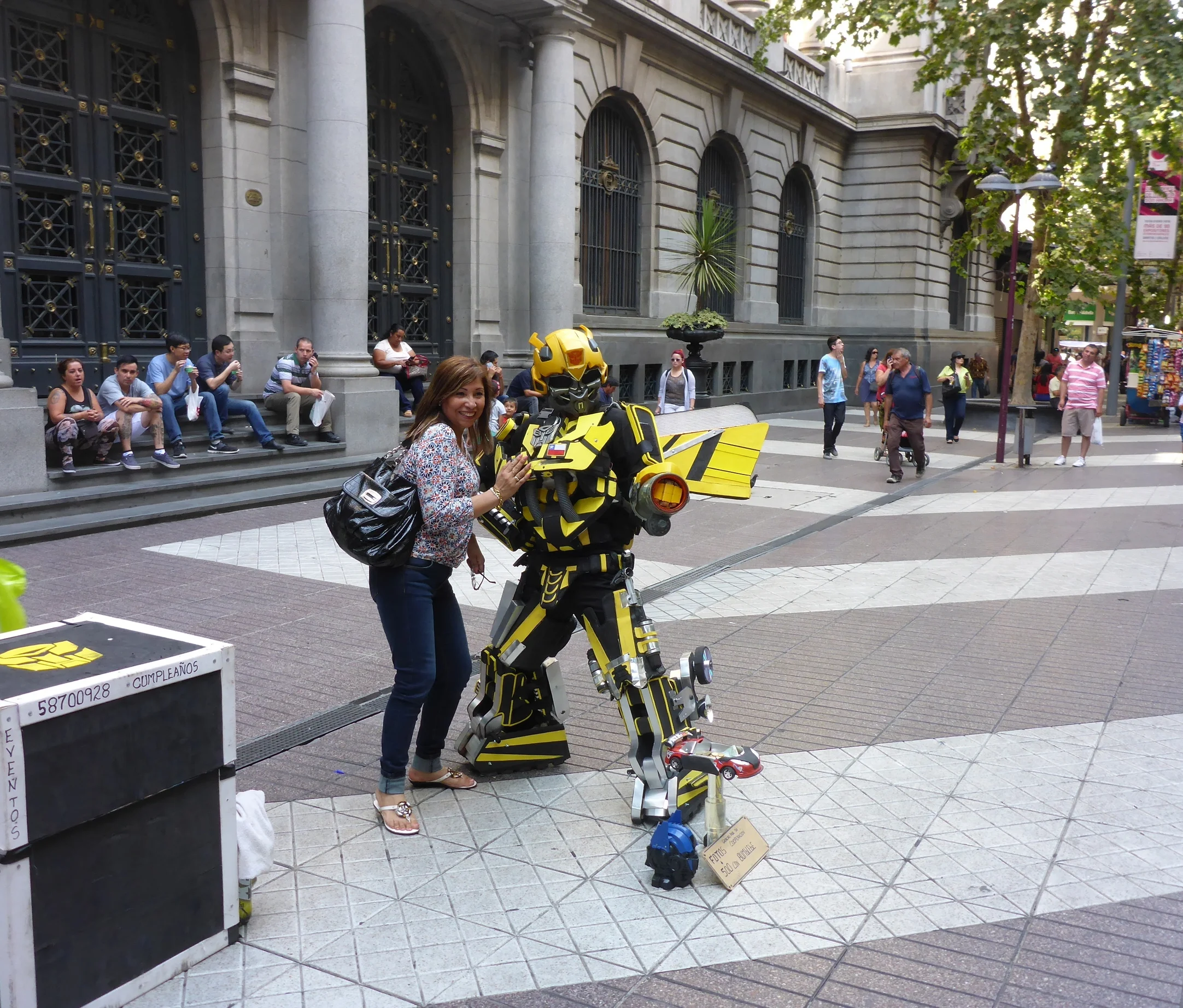 'Transformer' Busker