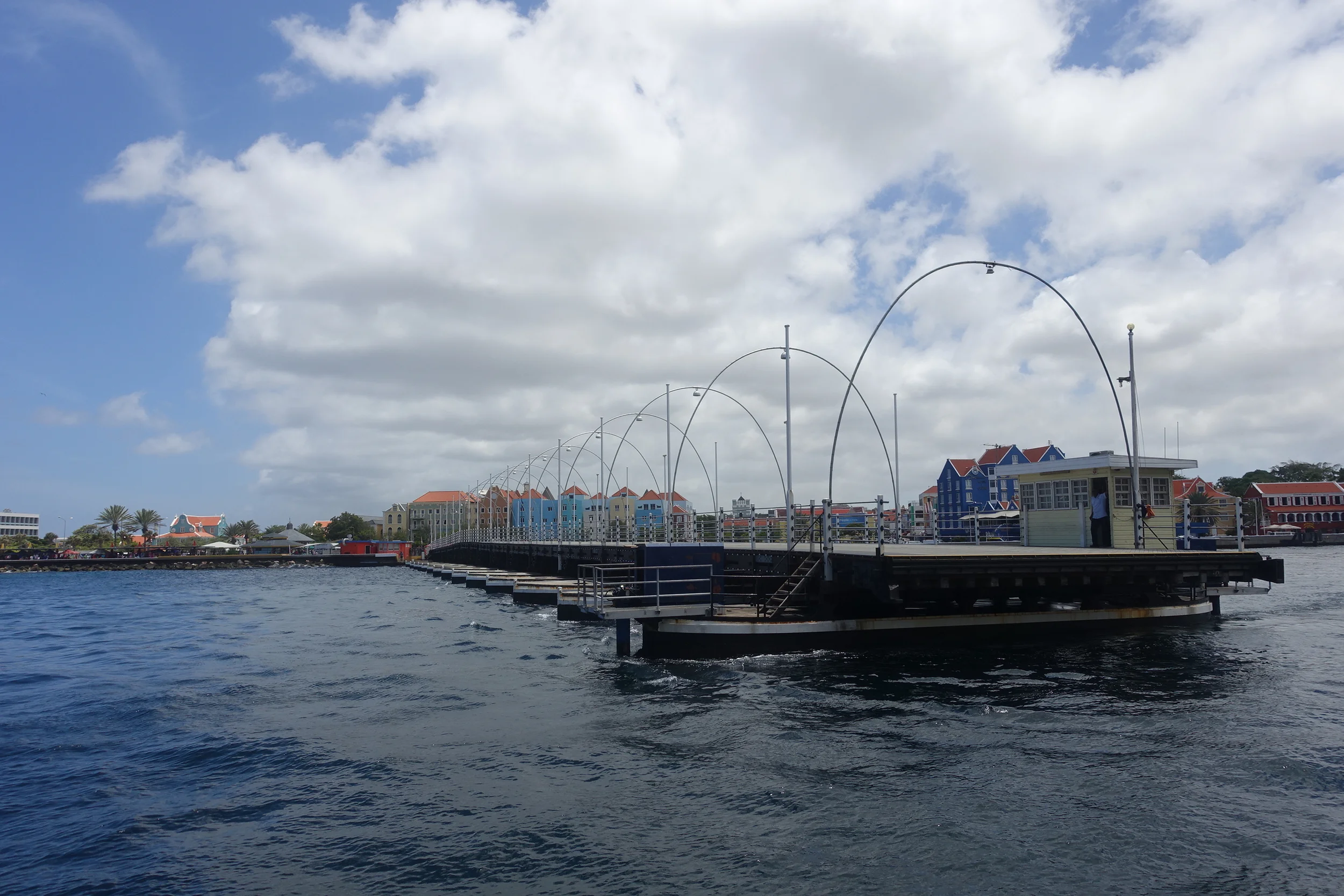 the queen emma bridge moving into place