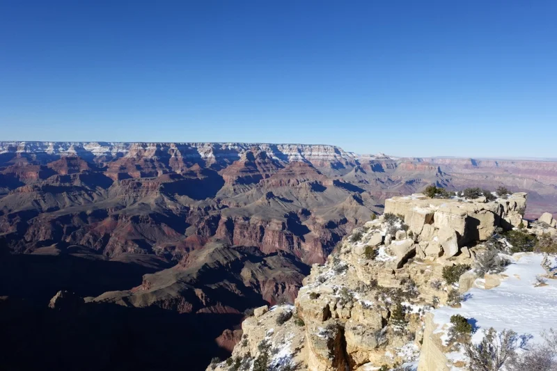 outlook on desert view drive