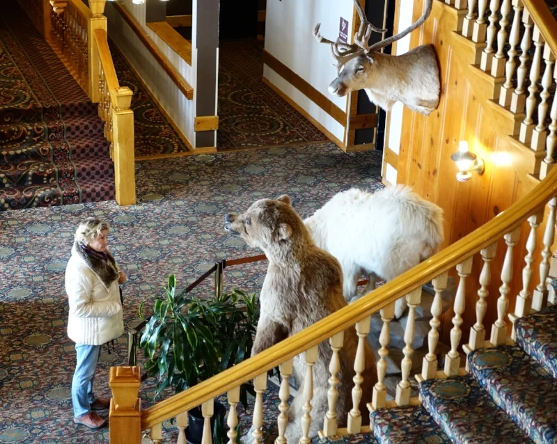 inside the foyer of the stagecoach inn