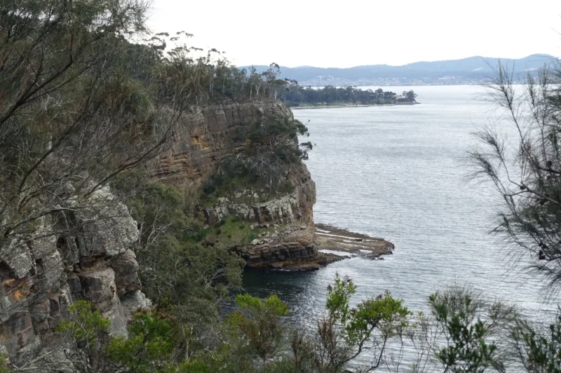 Alum Cliffs Track, Hobart