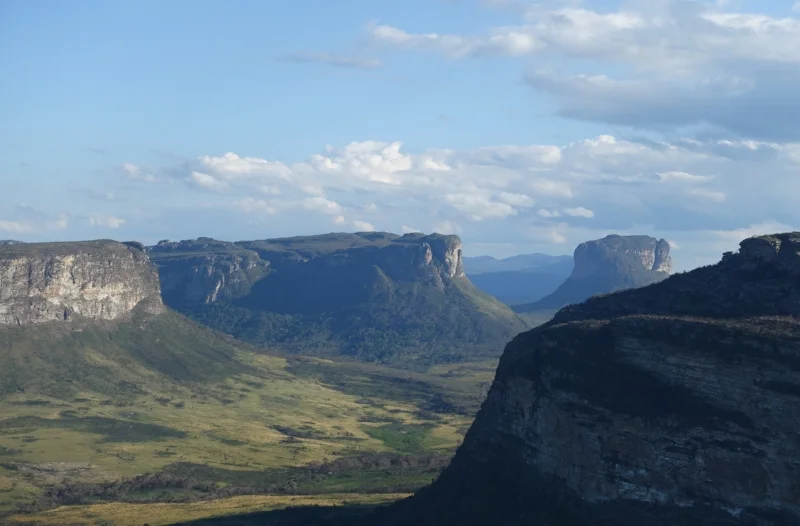 the view from another part of the summit of pai inacio