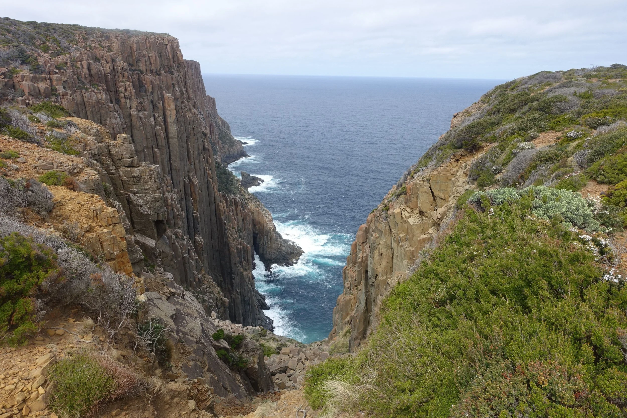 approaching cape raoul