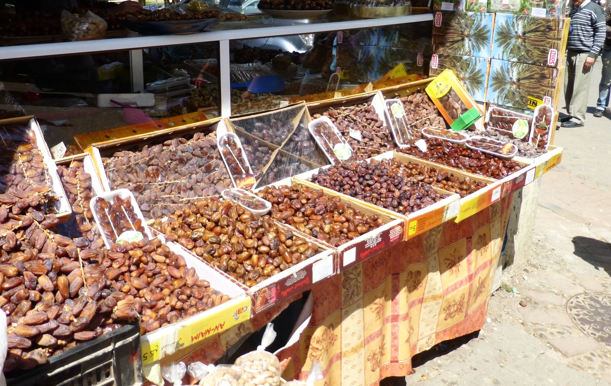 dates - tangier