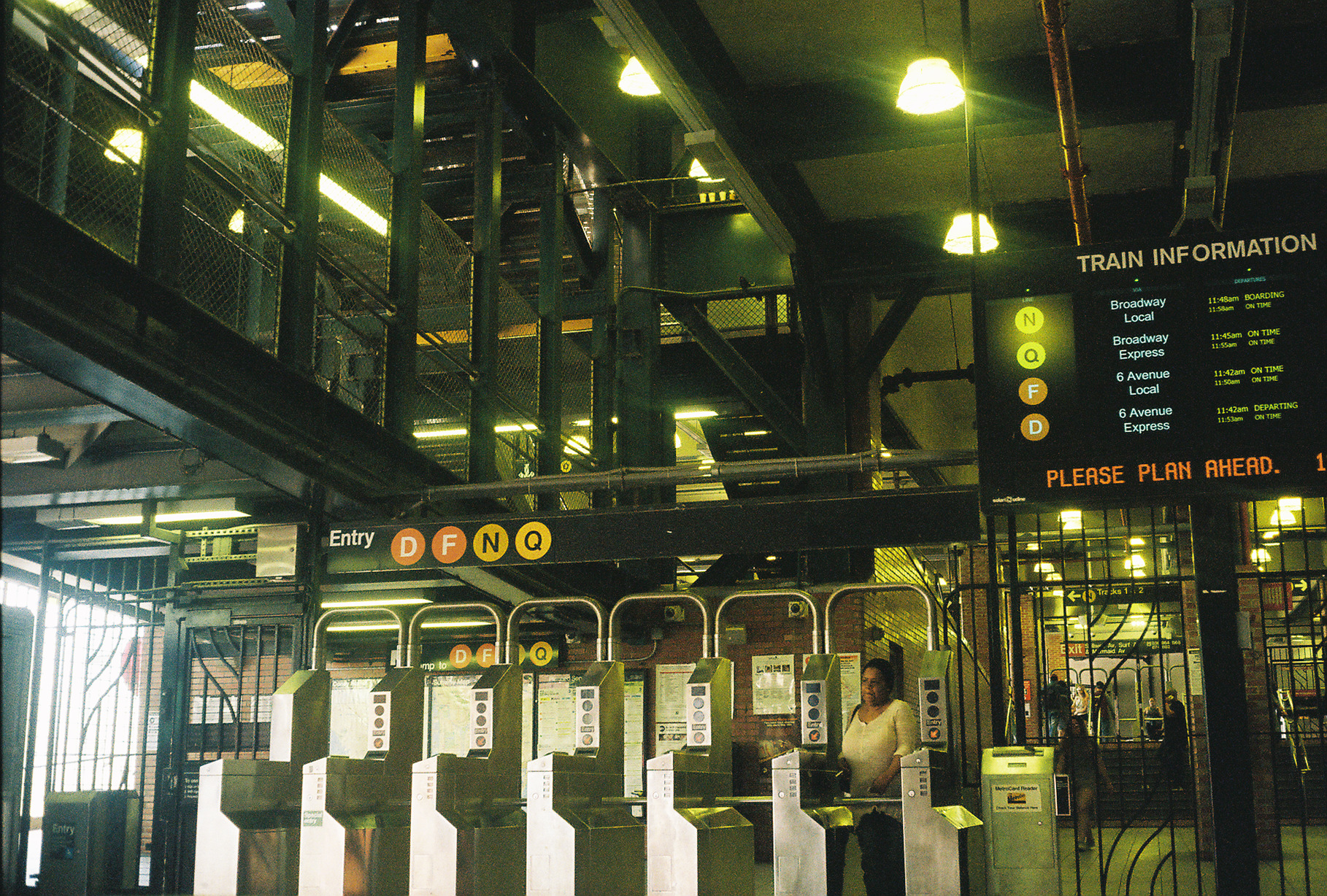 2345019-R2-024-10A.jpg