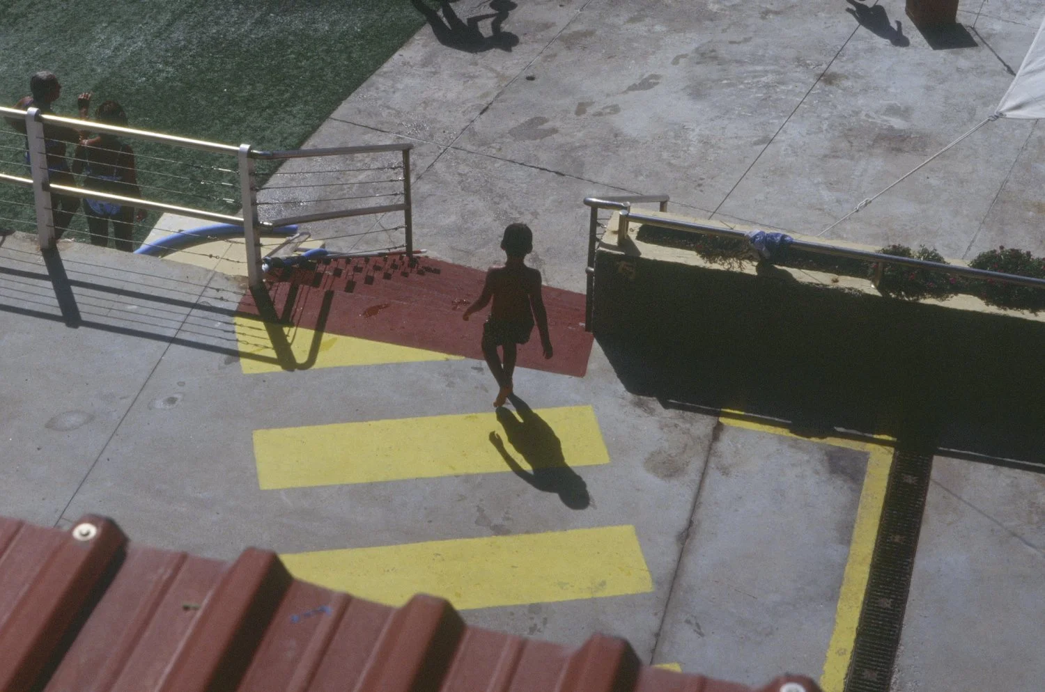 beach swimming pool_533430028.jpg